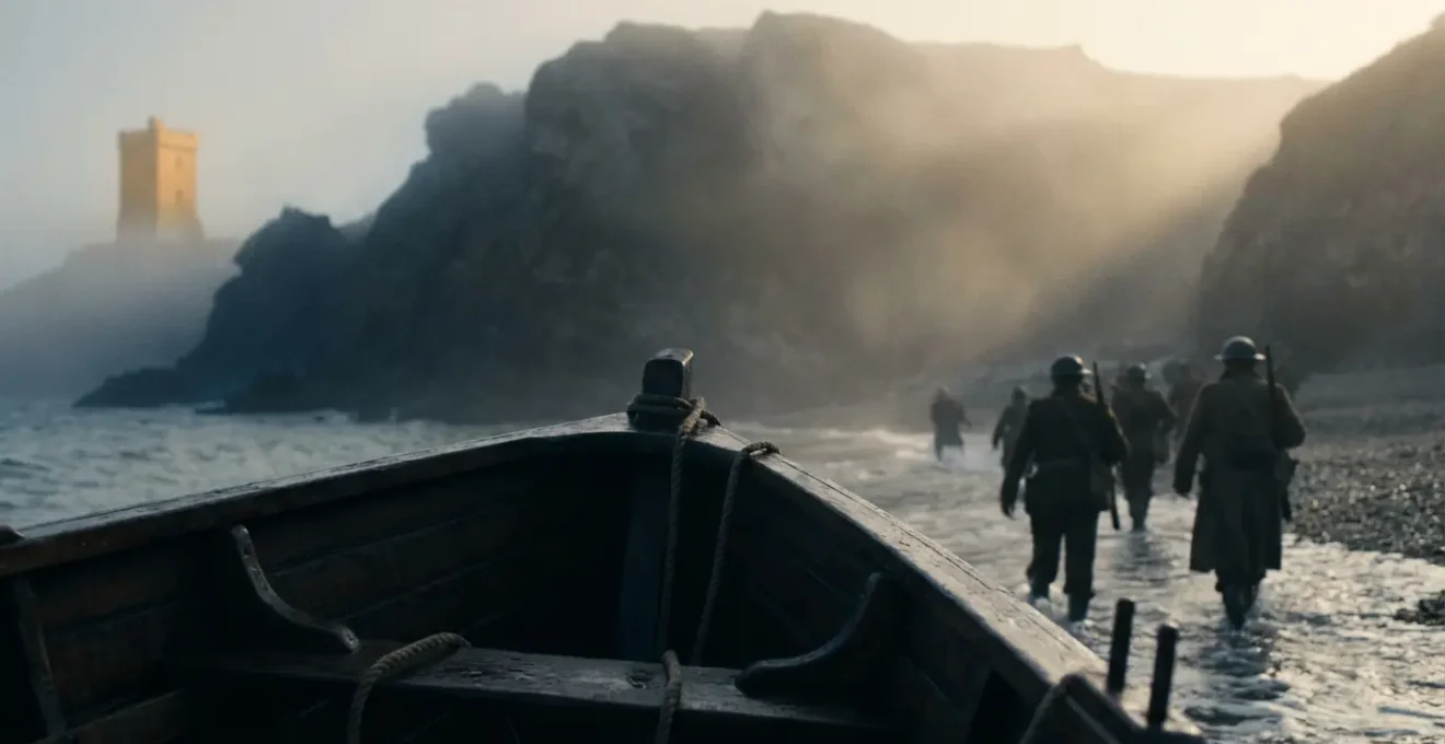 Plage de Trez-Rouz vue depuis la mer avec positionnement des défenses de Vauban